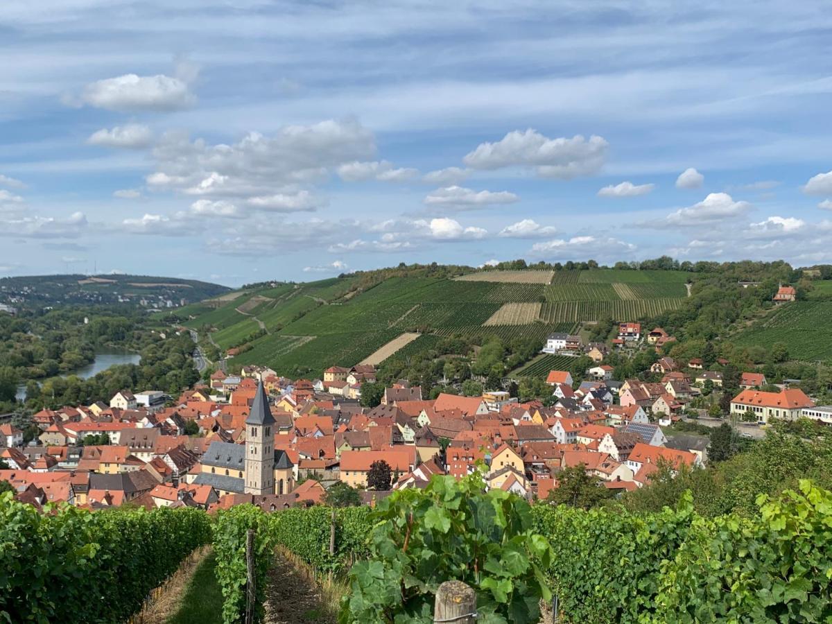 Apartmán Modernes Penthouse, Nahe Wuerzburg Exteriér fotografie